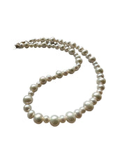 Load image into Gallery viewer, GUM BALL PEARL NECKLACE